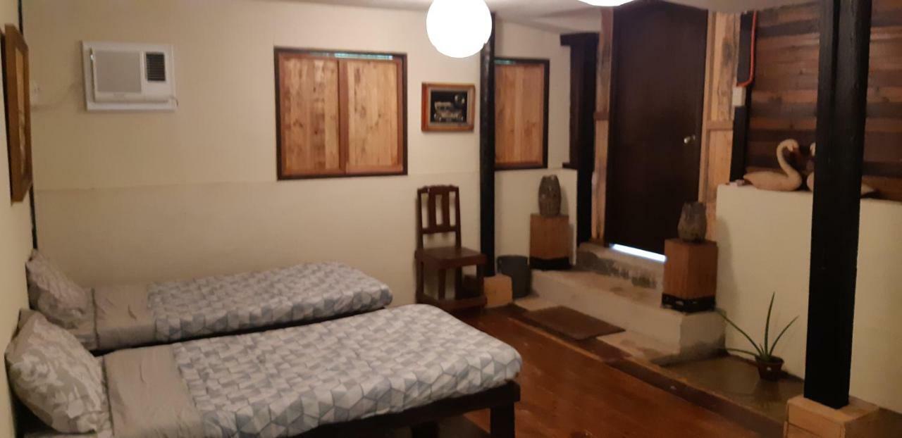 Marius B&B & Hostel Silang Exteriér fotografie